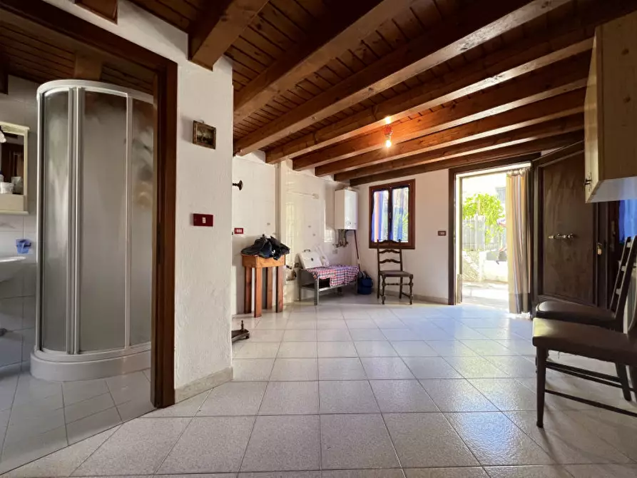 Immagine 7 di Casa indipendente in vendita  in Via Sottomarina 492 a Chioggia