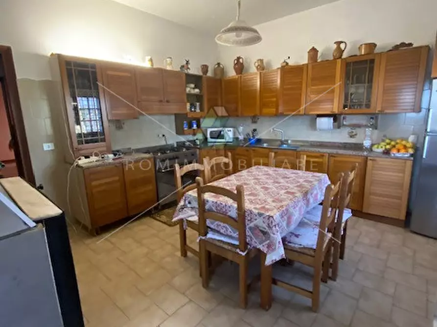 Immagine 11 di Villa in vendita  in Via Della Cooperativa a Latina