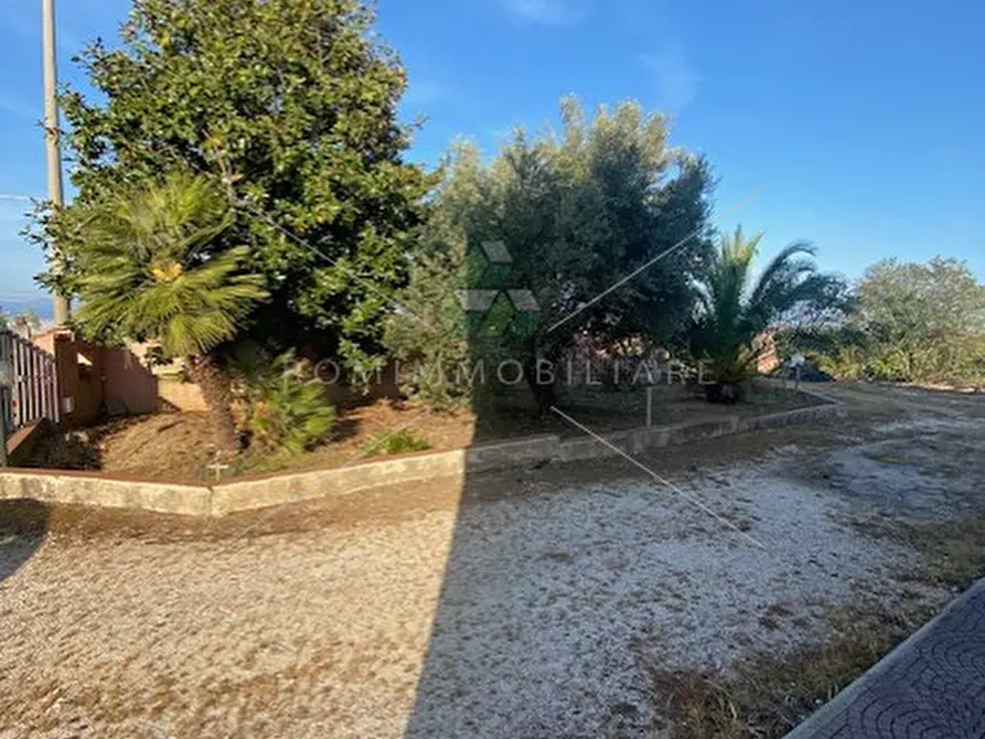 Immagine 21 di Villa in vendita  in Via Della Cooperativa a Latina