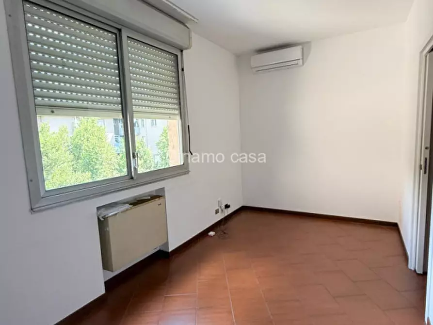 Immagine 11 di Ufficio in affitto  in Viale della Repubblica a Prato