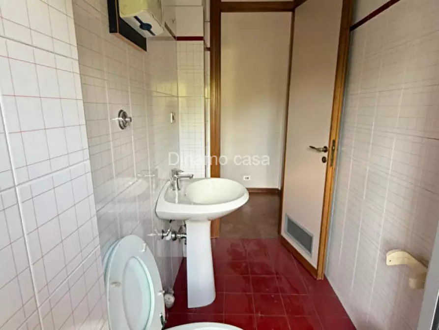 Immagine 16 di Ufficio in affitto  in Viale della Repubblica a Prato