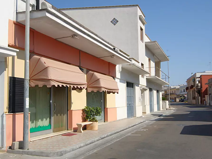 Immagine 3 di Attività commerciale in vendita  in Via Bolzano a Matino