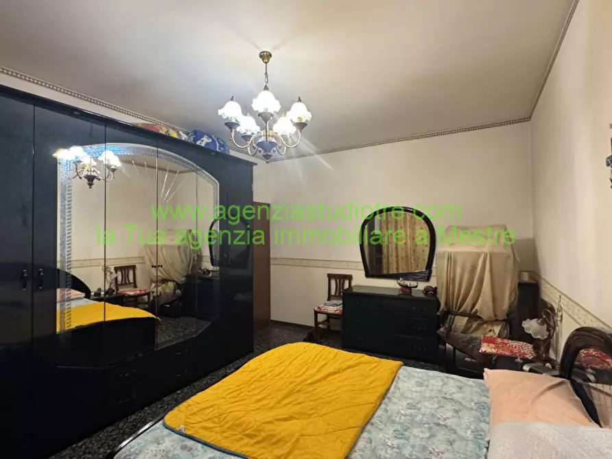 Immagine 11 di Appartamento in vendita  in via castellana 24 a Venezia