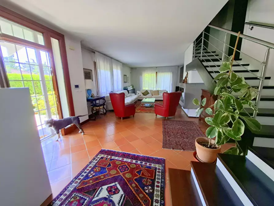 Immagine 3 di Villa in vendita  in Via Antonio Vivaldi a Cadoneghe