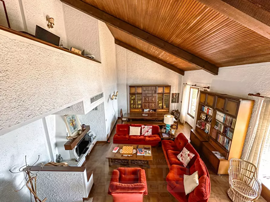 Immagine 7 di Villa in vendita  in Via Panoramica 2 a Massino Visconti