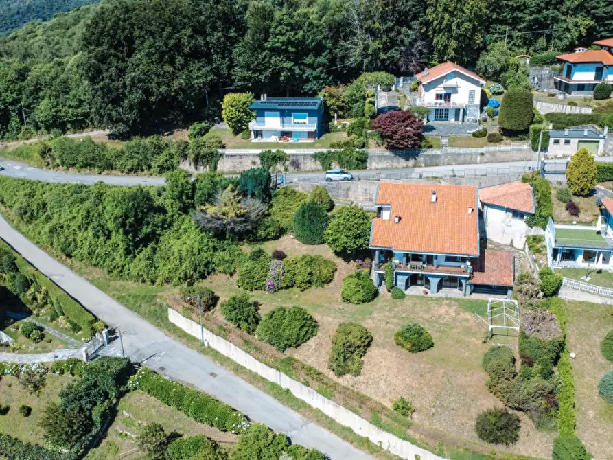 Immagine 31 di Villa in vendita  in Via Panoramica 2 a Massino Visconti