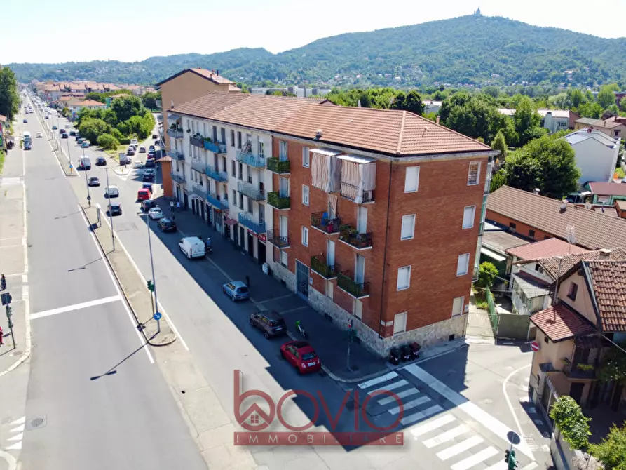 Immagine 2 di Appartamento in vendita  in STRADA SAN MAURO 88 a Torino