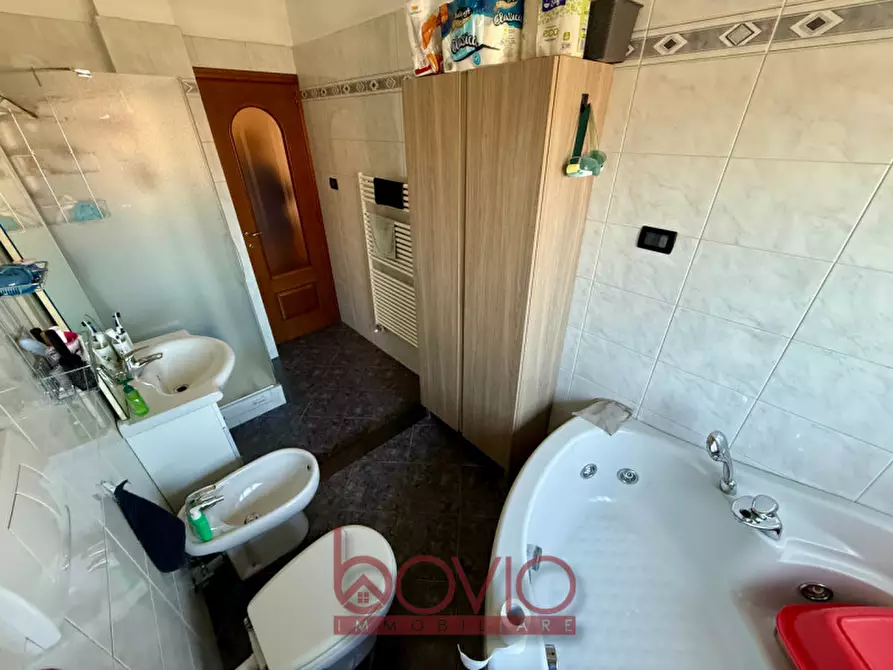 Immagine 30 di Appartamento in vendita  in STRADA SAN MAURO 88 a Torino