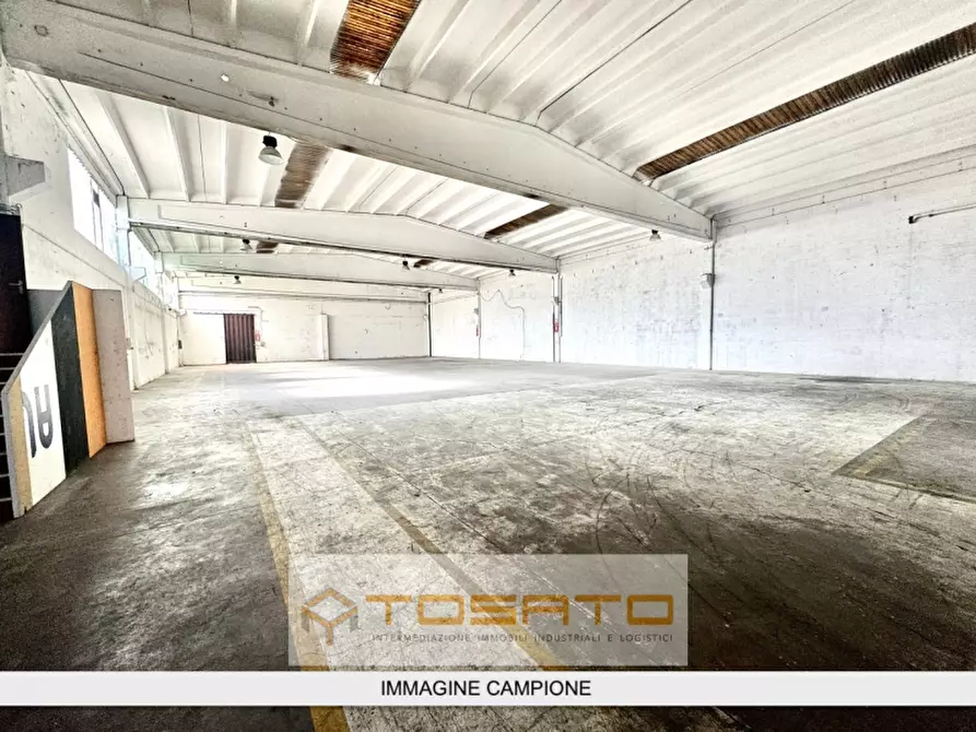 Immagine 2 di Capannone industriale in vendita  a San Giovanni Lupatoto