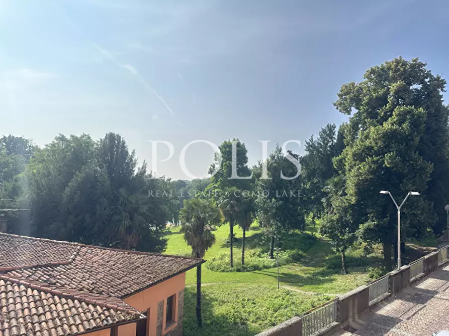 Immagine 4 di Villa in vendita  in VIA DIAZ a Alzate Brianza