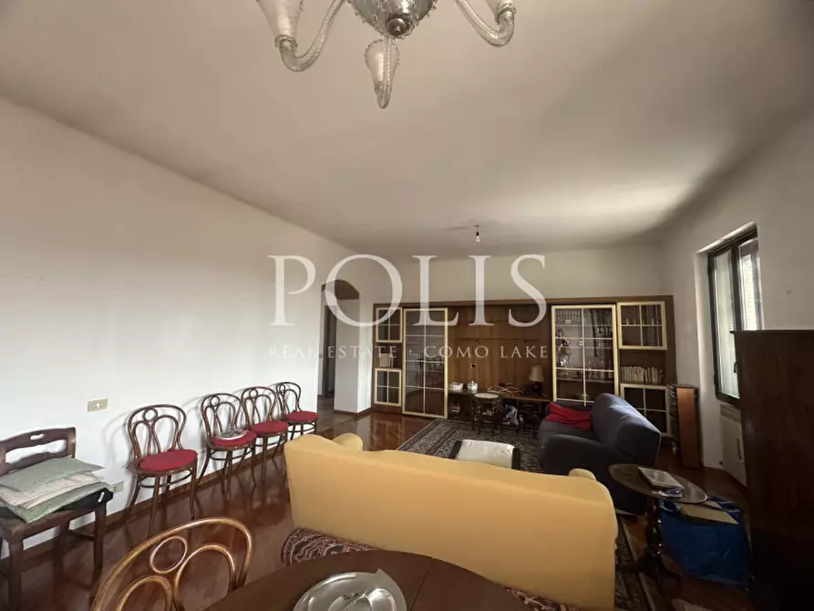 Immagine 6 di Villa in vendita  in VIA DIAZ a Alzate Brianza