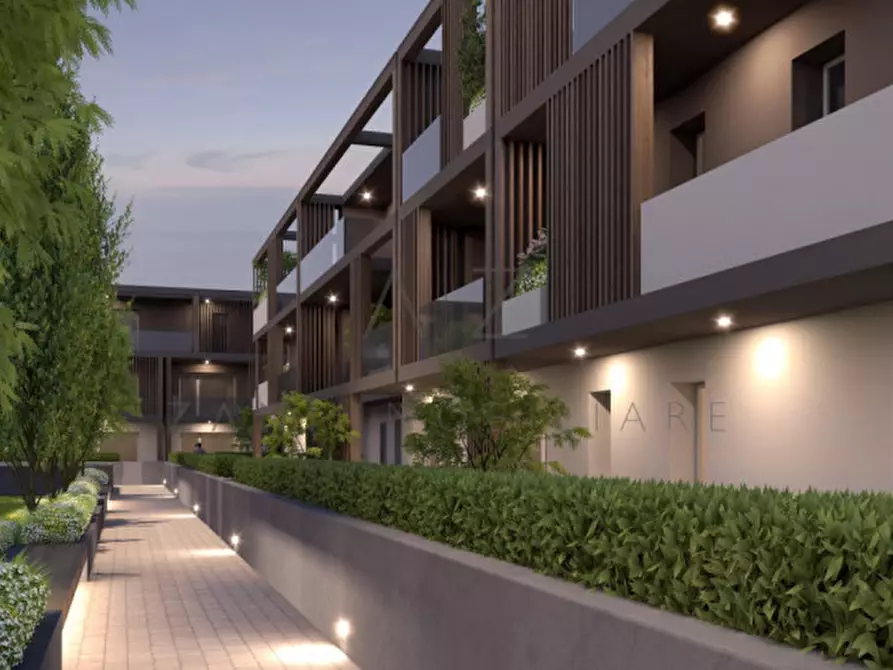 Immagine 1 di Appartamento in vendita  in via danimarca a Castelfranco Veneto