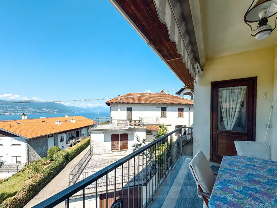 Immagine 9 di Casa bifamiliare in vendita  in via di mezzo 4 a Stresa