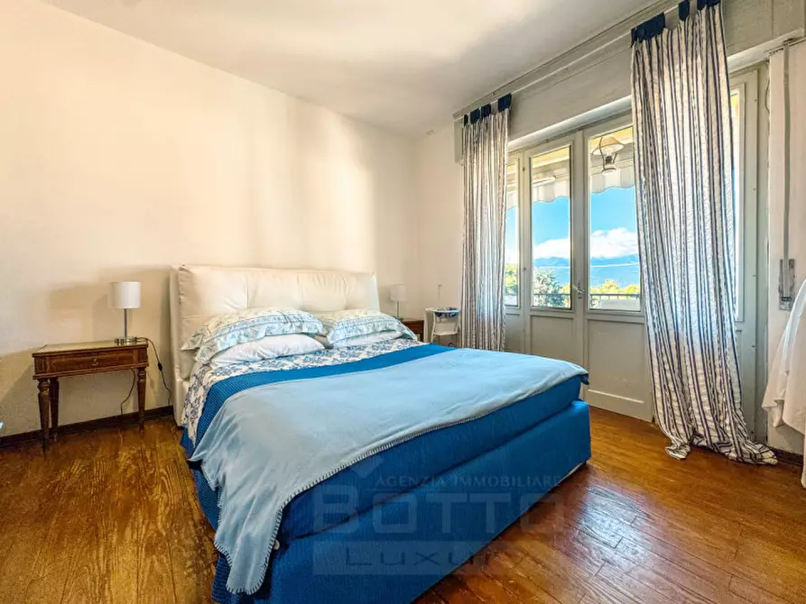 Immagine 14 di Casa bifamiliare in vendita  in via di mezzo 4 a Stresa