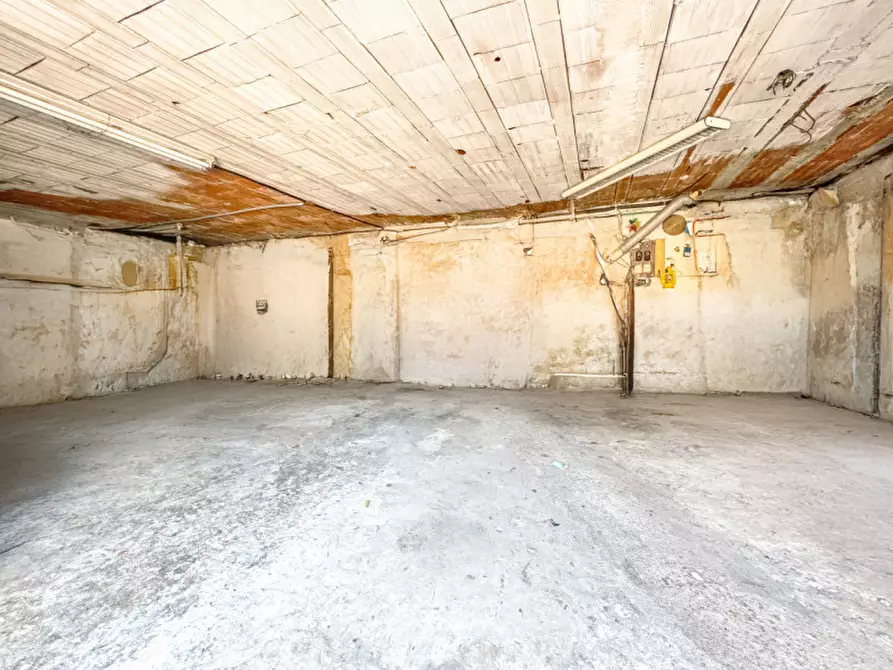 Immagine 37 di Casa bifamiliare in vendita  in via di mezzo 4 a Stresa