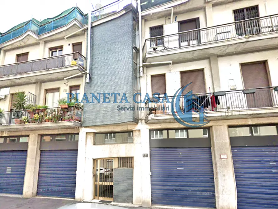 Immagine 2 di Appartamento in vendita  in Via Gadames 121 Milano a Milano