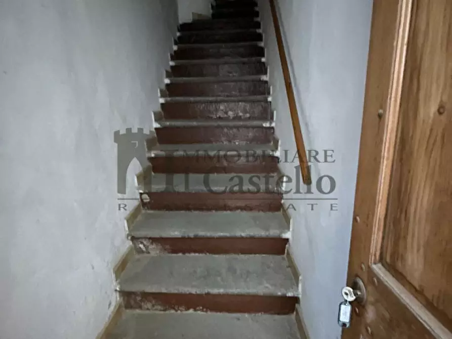 Immagine 10 di Appartamento in vendita  in Via Castello a Passignano Sul Trasimeno