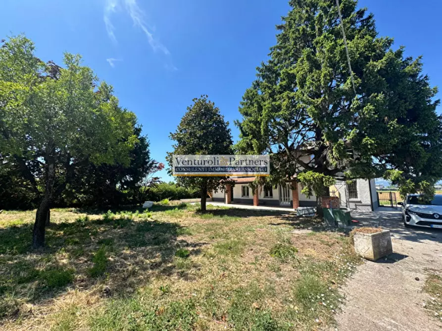 Immagine 17 di Villa in vendita  in Via Bredazzane a Montichiari