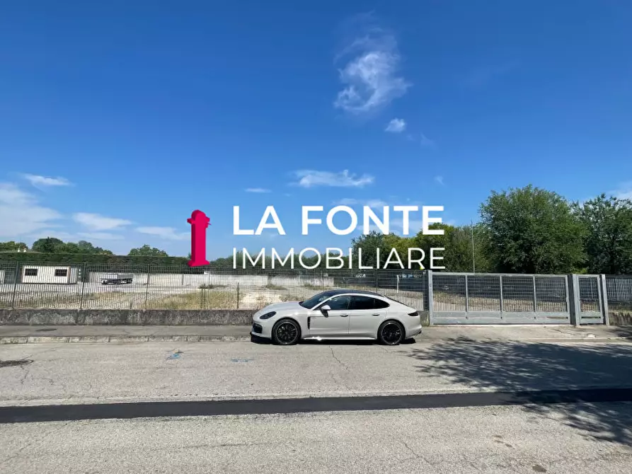 Immagine 1 di Terreno in affitto  in via germania a Vigonza