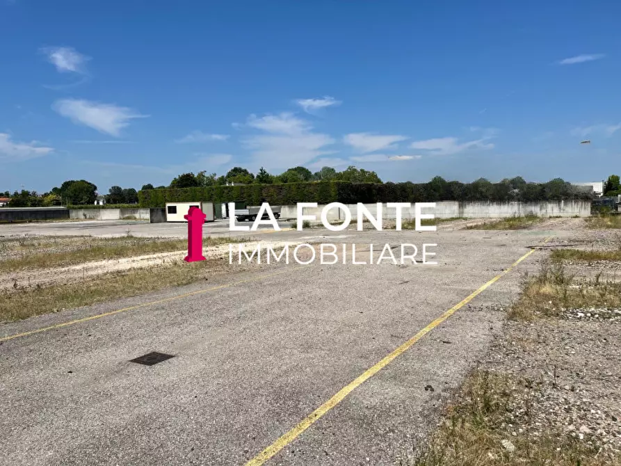 Immagine 3 di Terreno in affitto  in via germania a Vigonza