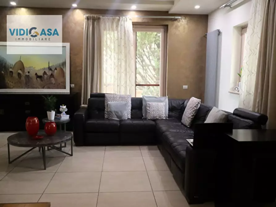 Immagine 12 di Appartamento in vendita  a Montescaglioso