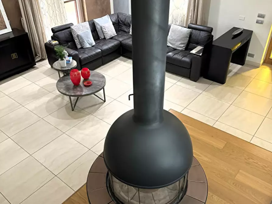 Immagine 16 di Appartamento in vendita  a Montescaglioso