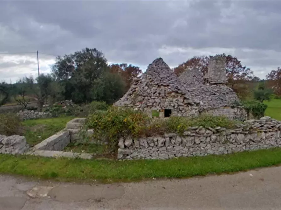 Immagine 32 di Rustico / casale in vendita  a Locorotondo