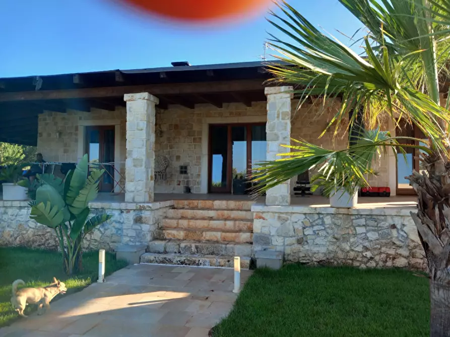 Immagine 3 di Villa in vendita  in C.da Donnagnora a Ostuni