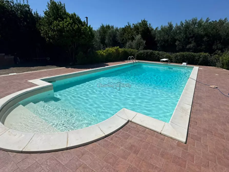 Immagine 9 di Casa indipendente in vendita  a Modica