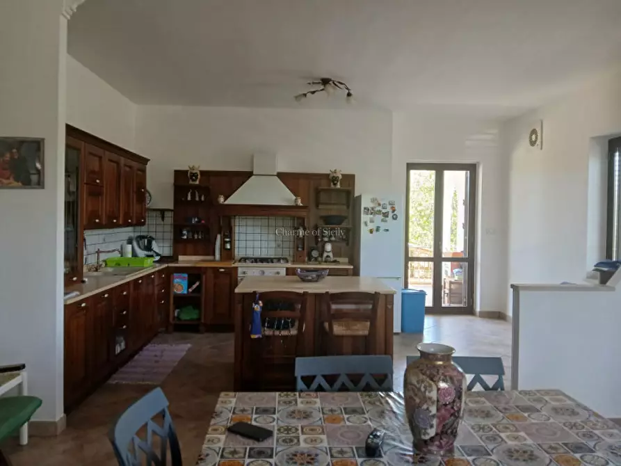 Immagine 20 di Casa indipendente in vendita  a Modica