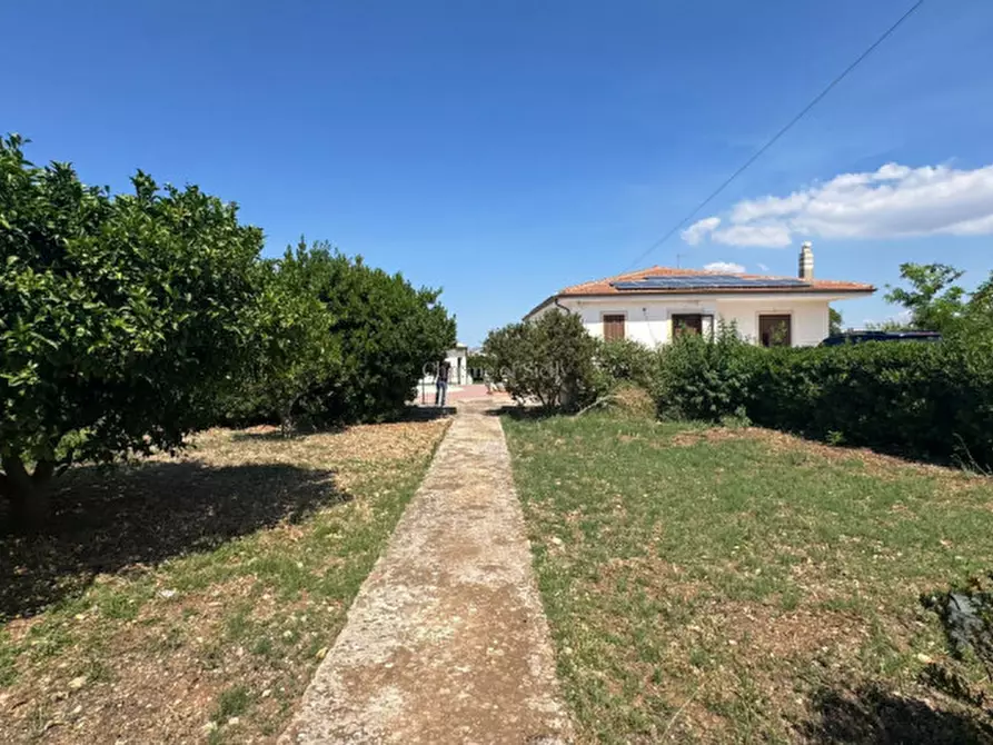 Immagine 59 di Casa indipendente in vendita  a Modica