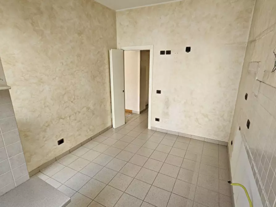 Immagine 9 di Appartamento in vendita  in VIA DUCA D'AOSTA 11 a Asti