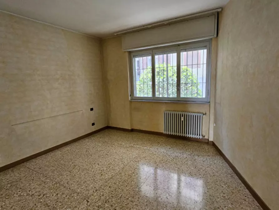 Immagine 14 di Appartamento in vendita  in VIA DUCA D'AOSTA 11 a Asti