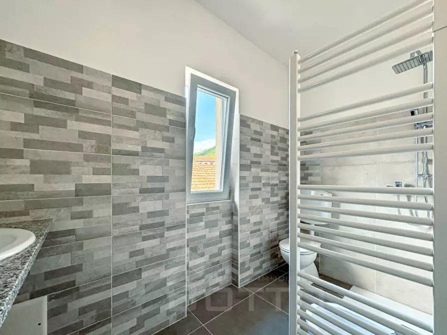 Immagine 17 di Appartamento in vendita  in Via Antonio Pacinotti 10 a Omegna