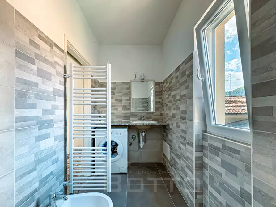 Immagine 20 di Appartamento in vendita  in Via Antonio Pacinotti 10 a Omegna