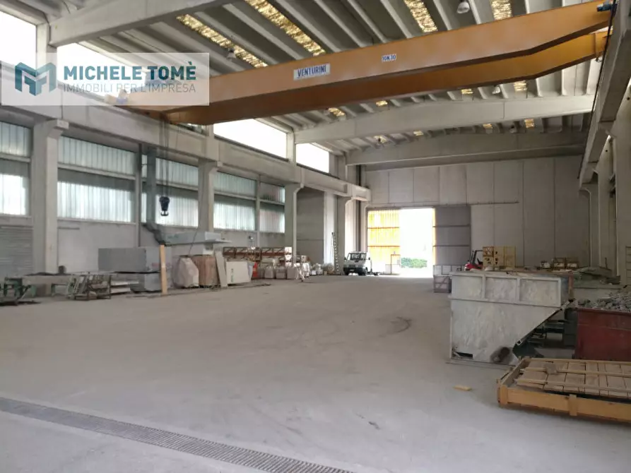 Immagine 3 di Capannone industriale in affitto  in località paradiso di sotto a Peschiera Del Garda