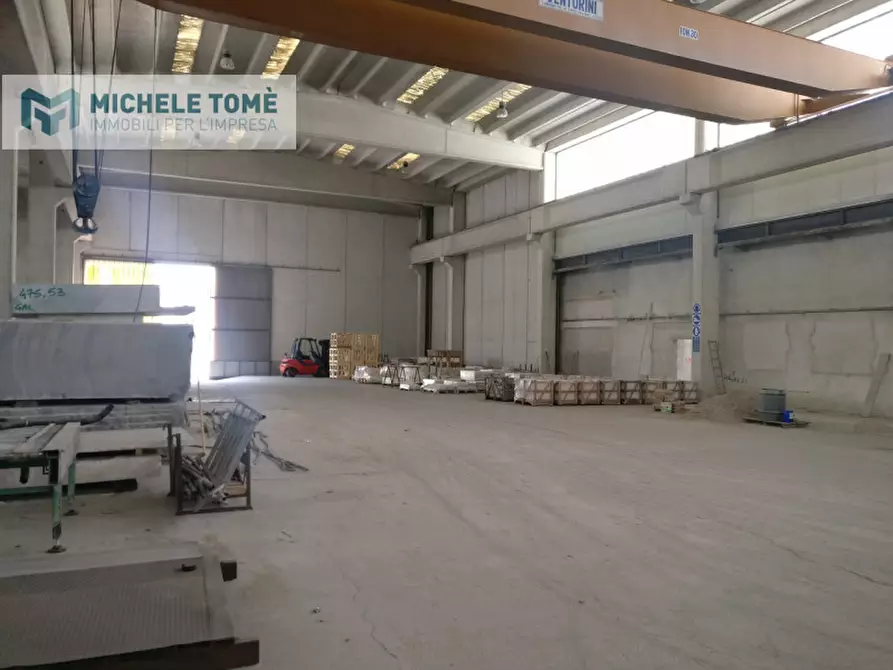 Immagine 10 di Capannone industriale in affitto  in località paradiso di sotto a Peschiera Del Garda