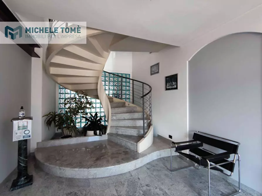 Immagine 11 di Capannone industriale in affitto  in località paradiso di sotto a Peschiera Del Garda