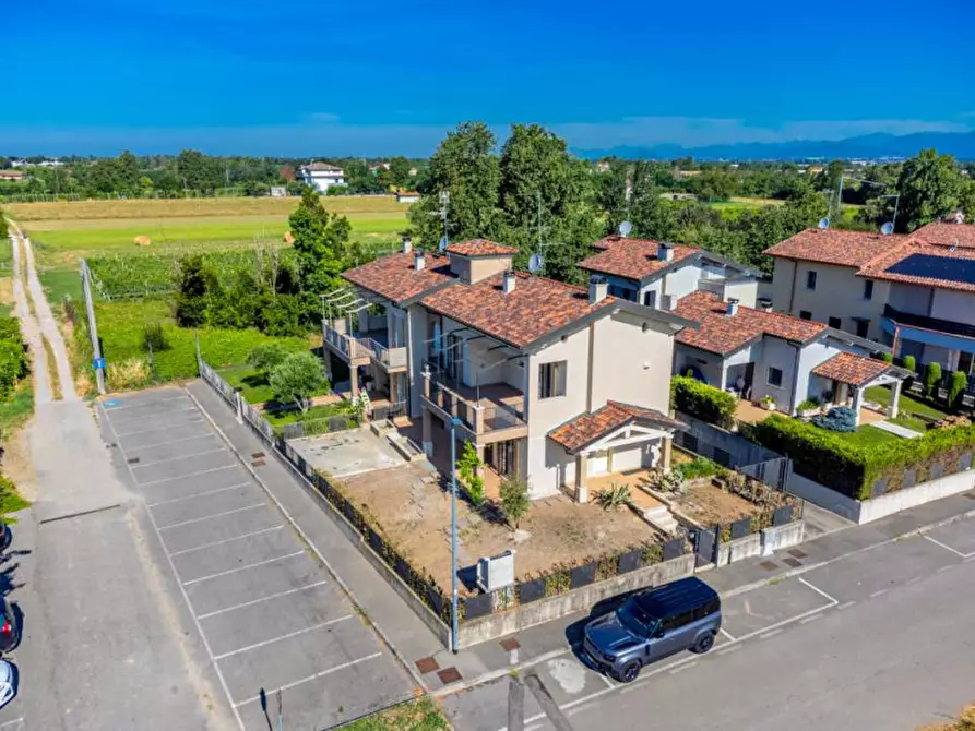 Immagine 40 di Casa bifamiliare in vendita  in Via Martiri delle Foibe a Poncarale