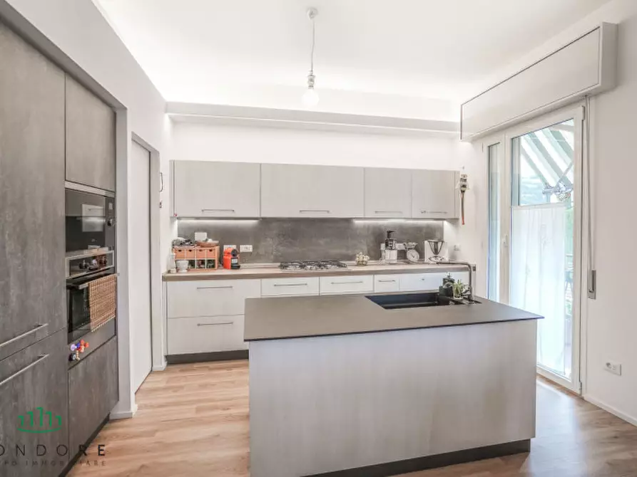 Immagine 13 di Appartamento in vendita  in Via Bettini a Sasso Marconi