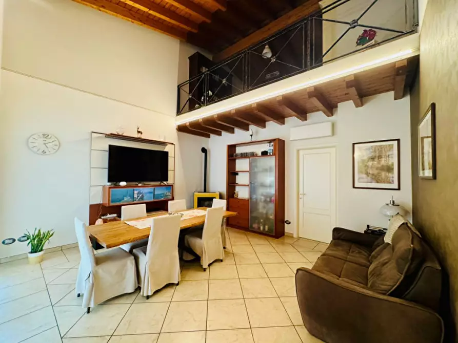 Immagine 8 di Villa in vendita  a Ghedi