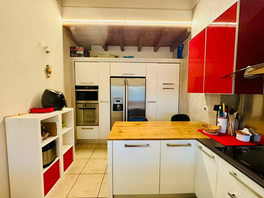 Immagine 12 di Villa in vendita  a Ghedi