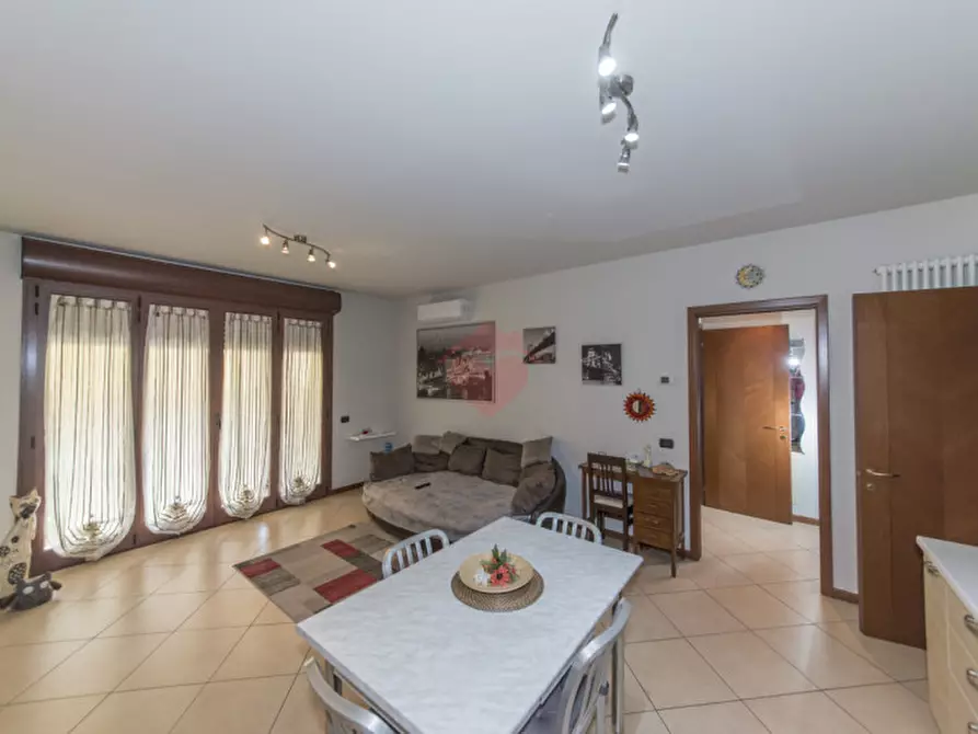 Immagine 4 di Appartamento in vendita  in Via Edmondo De Amicis 6 a Gorgonzola