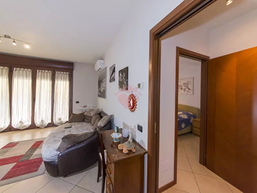 Immagine 11 di Appartamento in vendita  in Via Edmondo De Amicis 6 a Gorgonzola