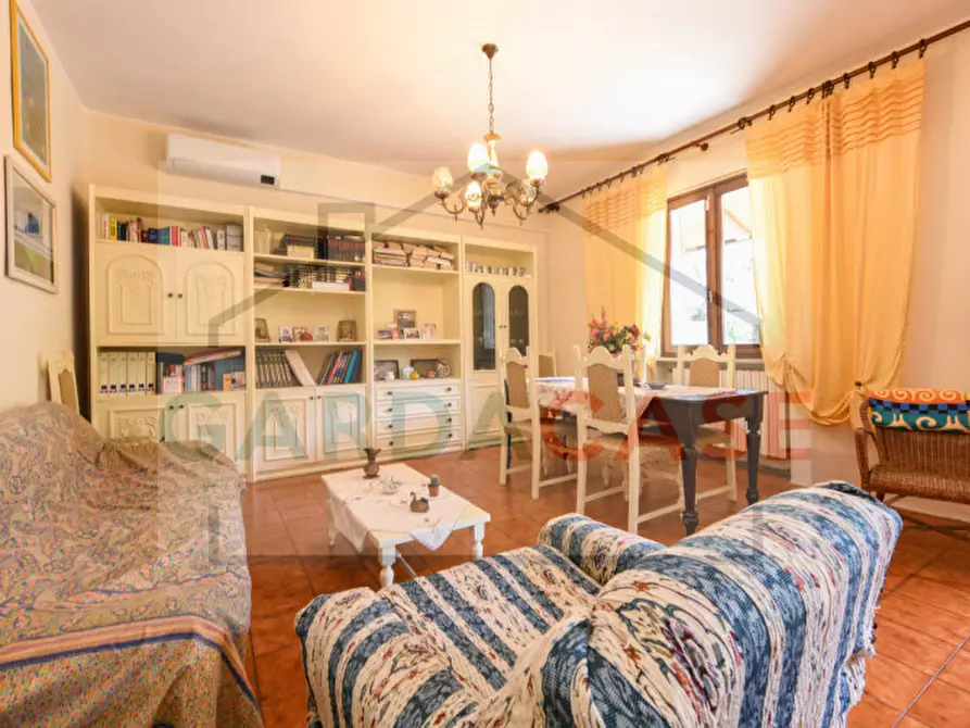 Immagine 6 di Casa bifamiliare in vendita  a Manerba Del Garda