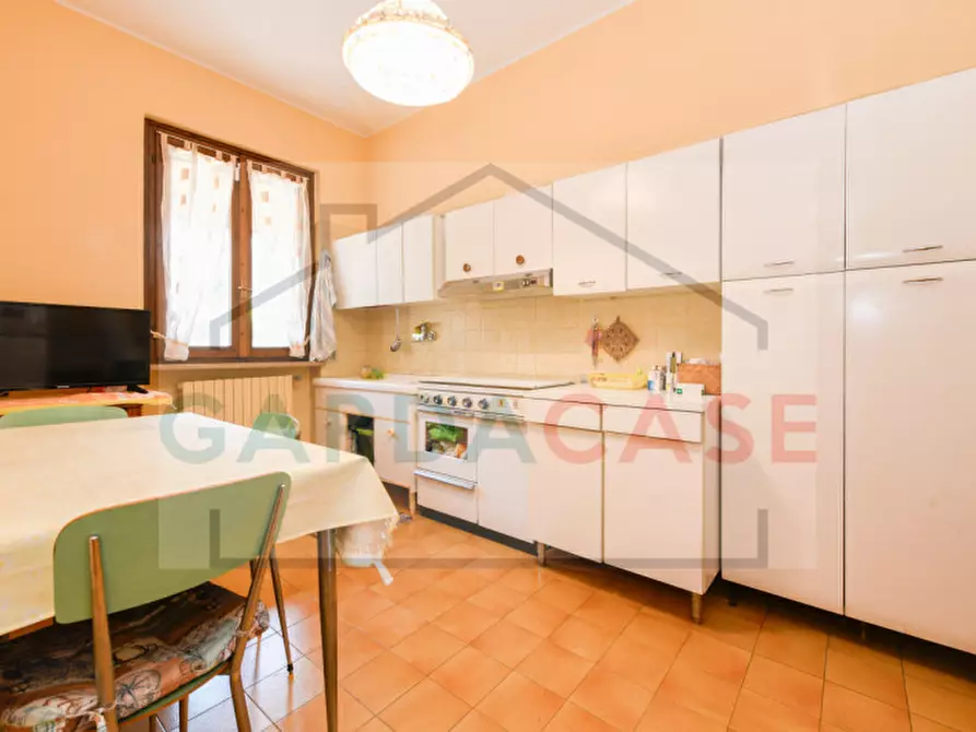 Immagine 9 di Casa bifamiliare in vendita  a Manerba Del Garda