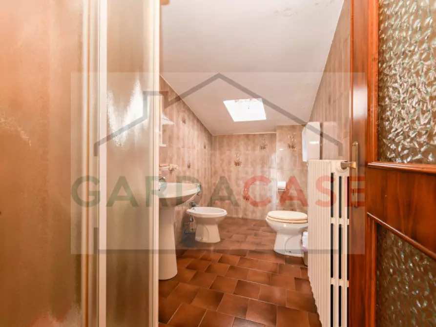 Immagine 28 di Casa bifamiliare in vendita  a Manerba Del Garda