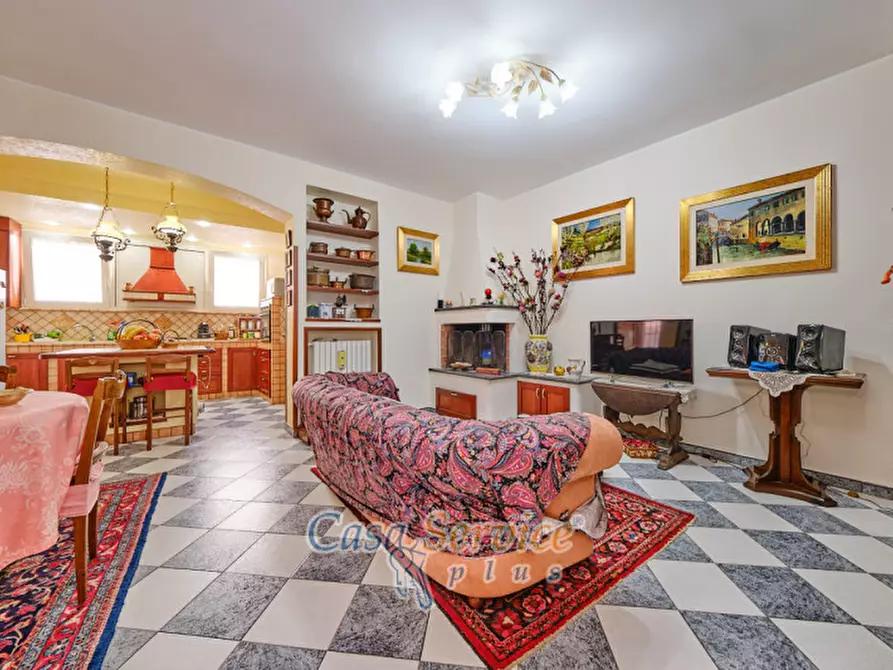 Immagine 18 di Villa in vendita  in Via Elia Franich a Gallipoli