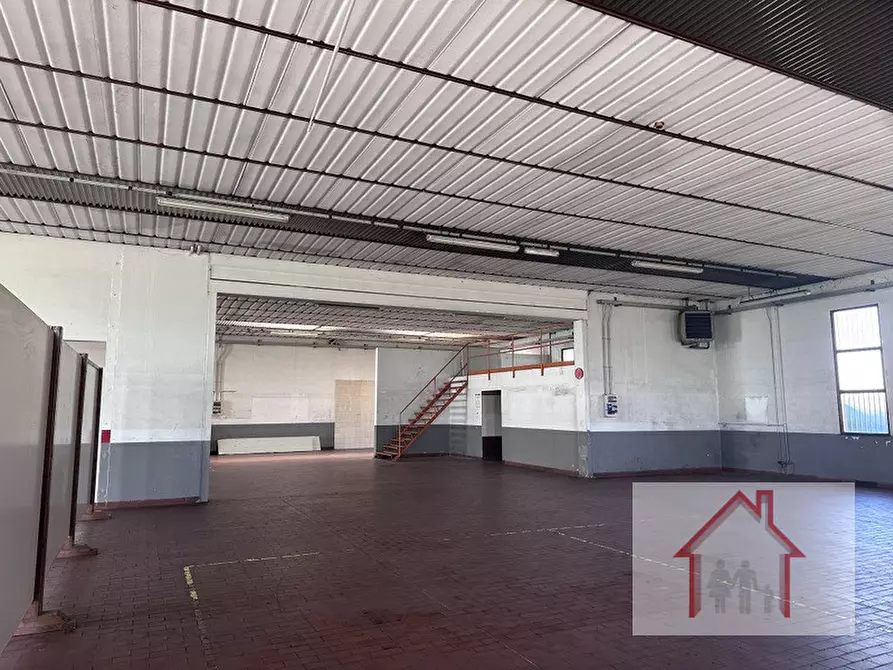 Immagine 7 di Capannone industriale in vendita  a Spresiano