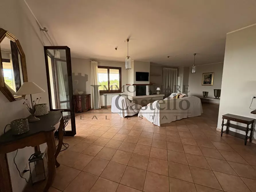 Immagine 13 di Villa in vendita  in trecine a Passignano Sul Trasimeno